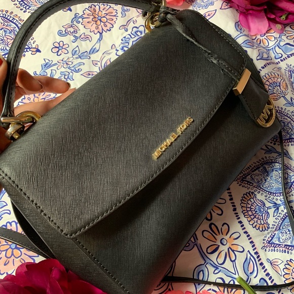 🌸HP❣️Michael Kors Ava Small Satchel Purse - Picture 4 of 8